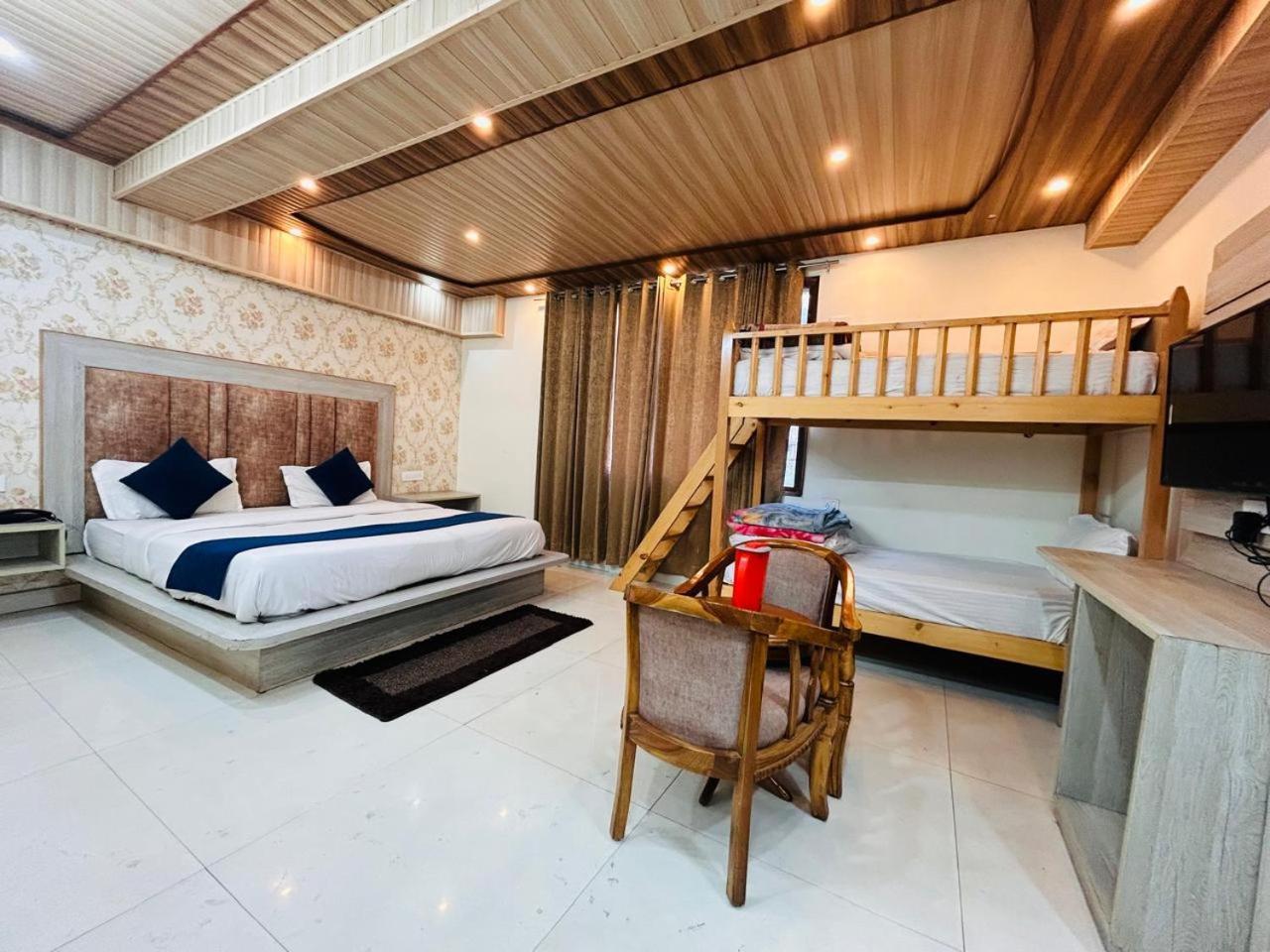 Yog Maya Regency B&B Šimla Exteriér fotografie