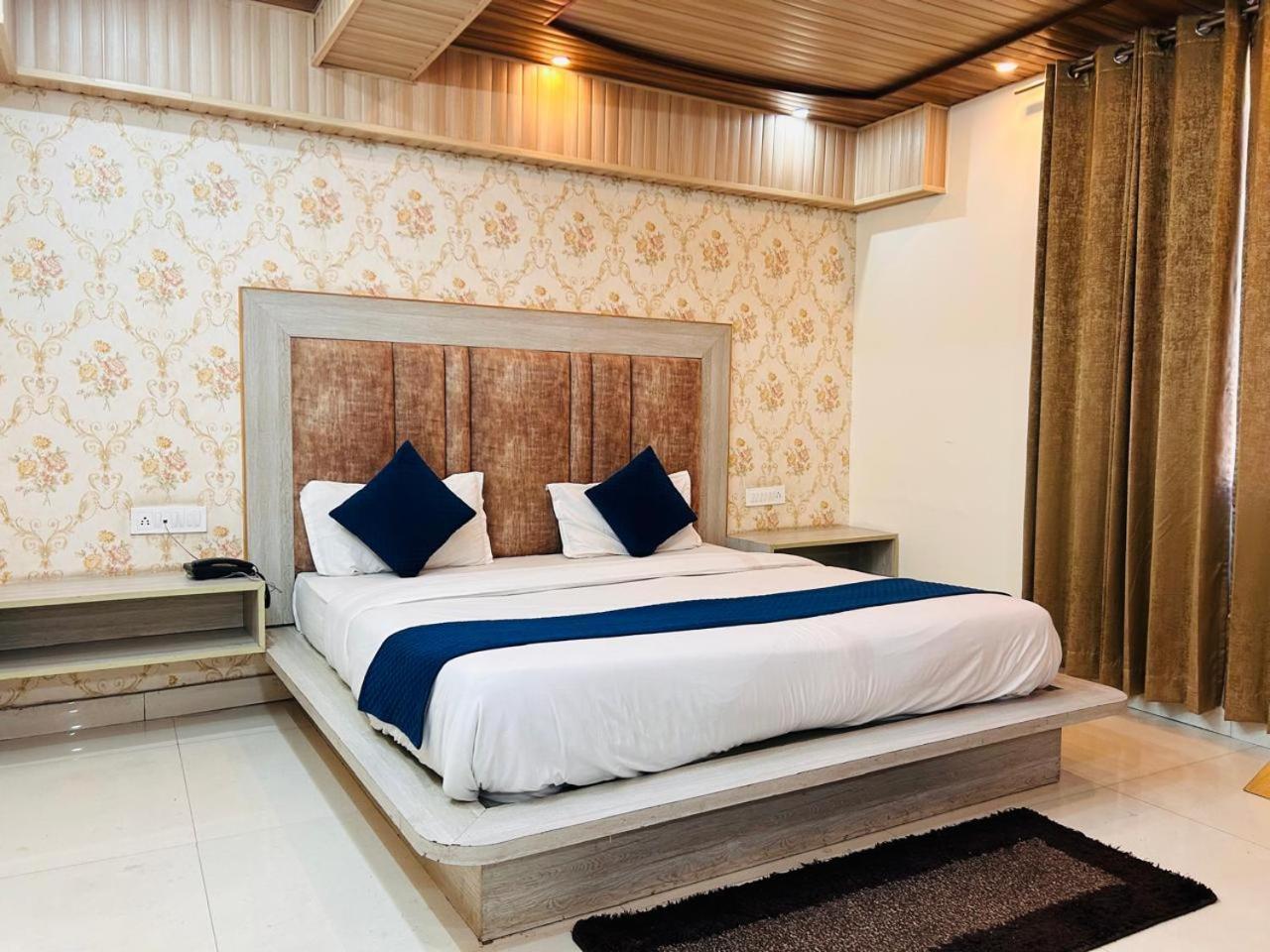 Yog Maya Regency B&B Šimla Exteriér fotografie