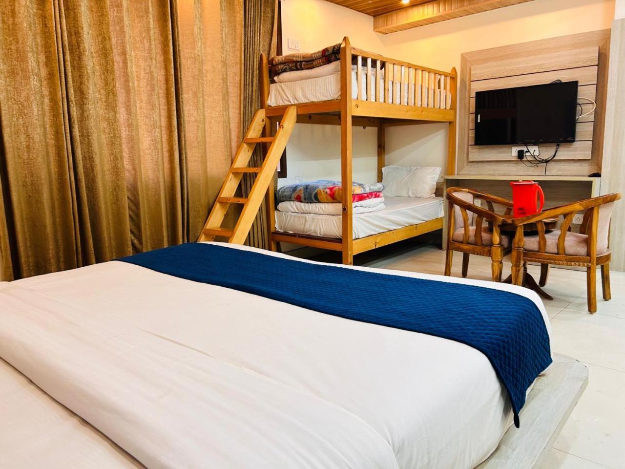 Yog Maya Regency B&B Šimla Exteriér fotografie